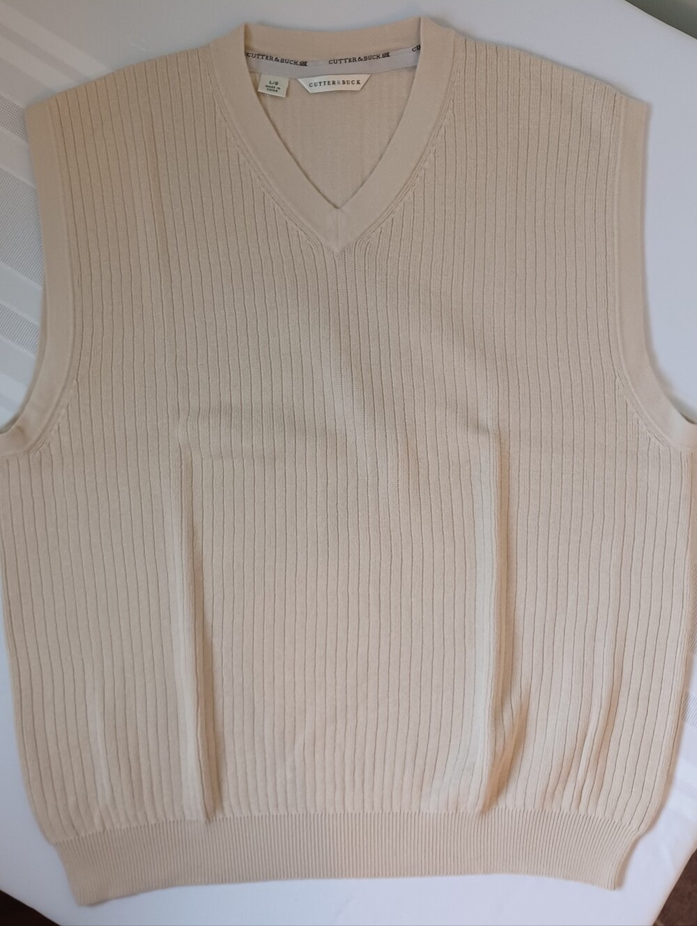 NWOT Cutter & Buck Men’s Tan Beige Ribbed V-Neck Sweater Vest  Size Large L